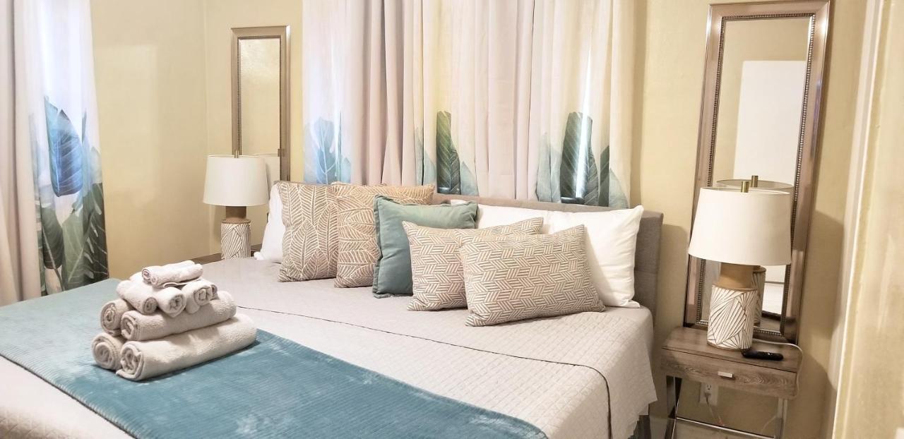Glam 2 Bedroom Apartment Close To Nsu In Cooper City Kültér fotó