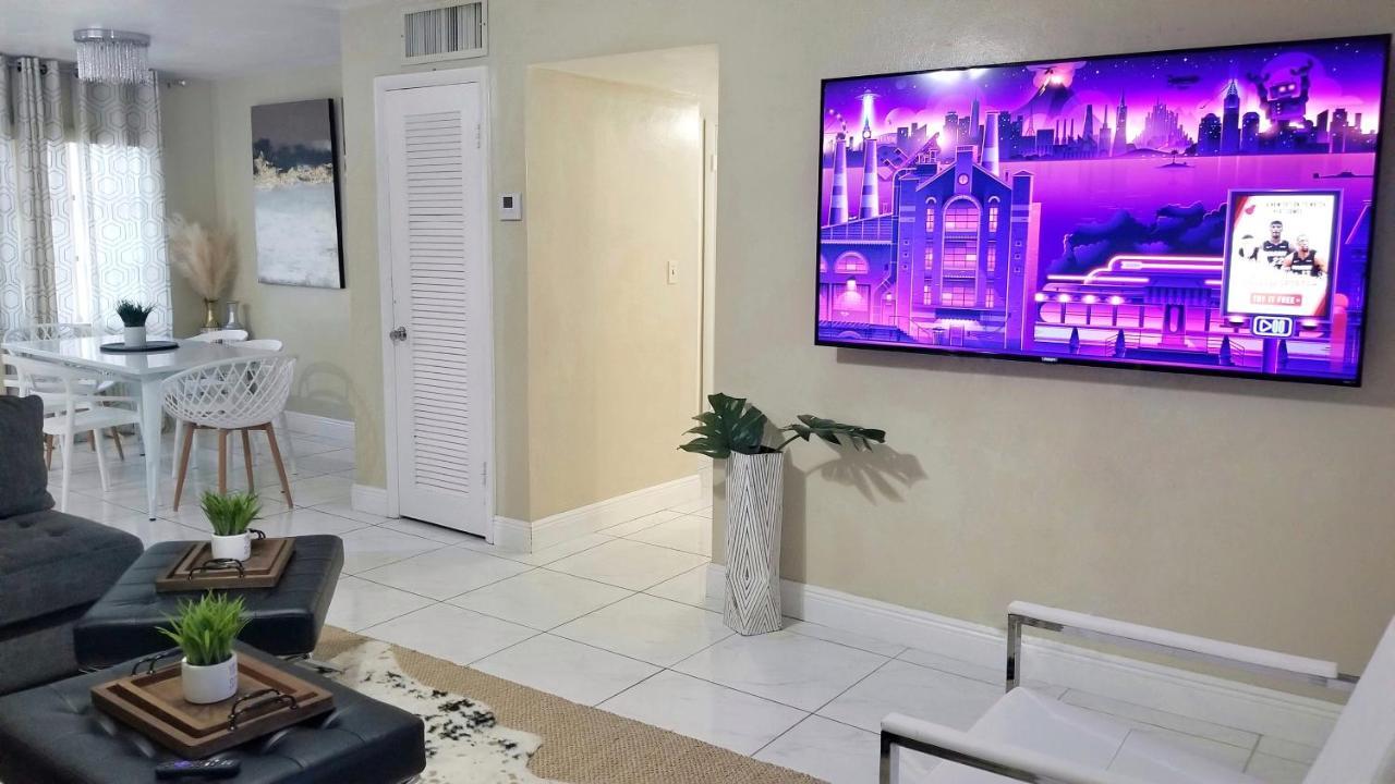 Glam 2 Bedroom Apartment Close To Nsu In Cooper City Kültér fotó