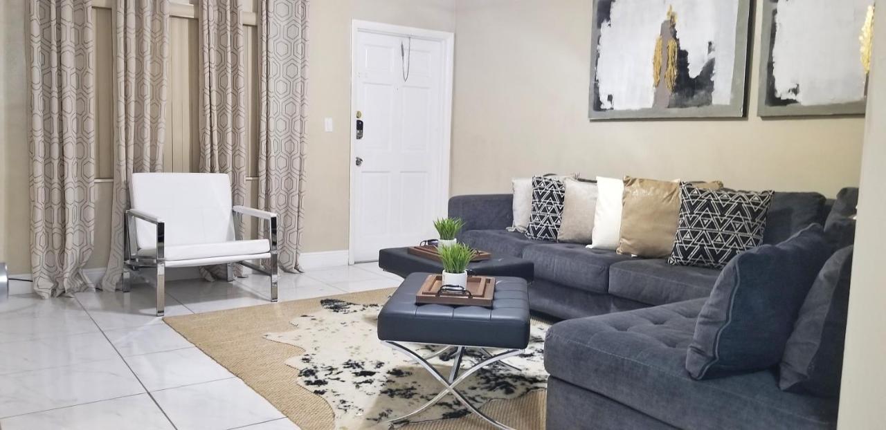 Glam 2 Bedroom Apartment Close To Nsu In Cooper City Kültér fotó