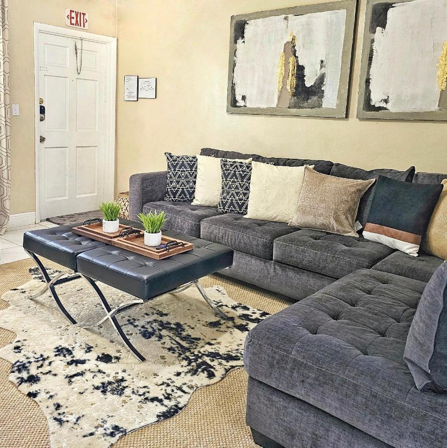 Glam 2 Bedroom Apartment Close To Nsu In Cooper City Kültér fotó